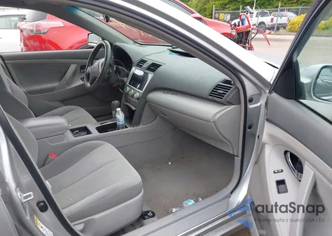 2009 Toyota Camry Le from USA, damaged, VIN 4T4BE46K59R112844